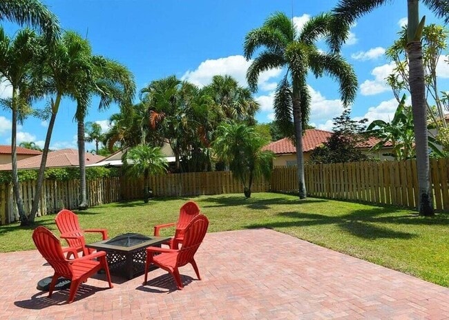 Building Photo - 6125 NW 40th St