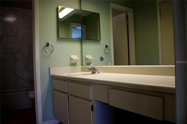 Building Photo - 1340 Stearman Ct