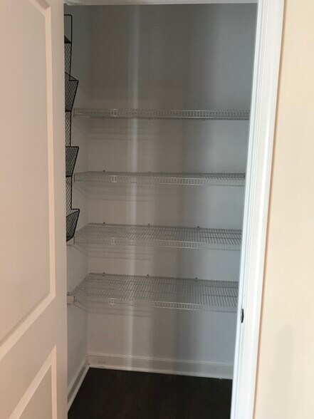 Pantry - 1505 Stonewall Manor Dr