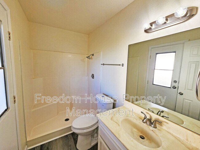 Building Photo - 1930 Kearney St