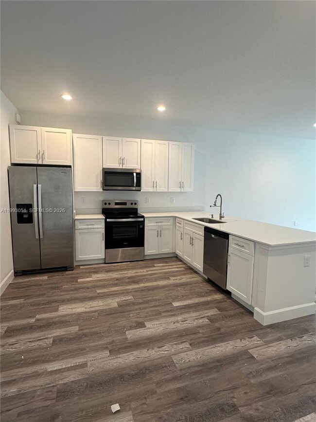 Building Photo - 10087 Amicola St