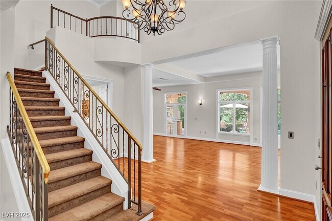 Building Photo - 9005 Opus Dr