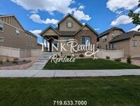 Building Photo - 9777 Wolf Lake Drive