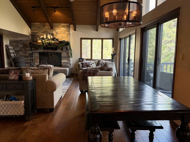 Building Photo - Tucked Away Mountain Retreat in Durango