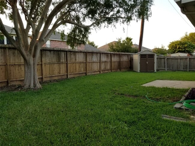 Building Photo - 7207 Brockington Dr