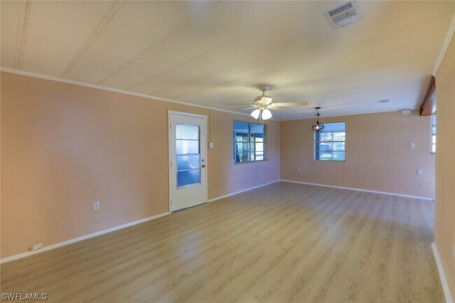 Building Photo - 146 Whidden Rd