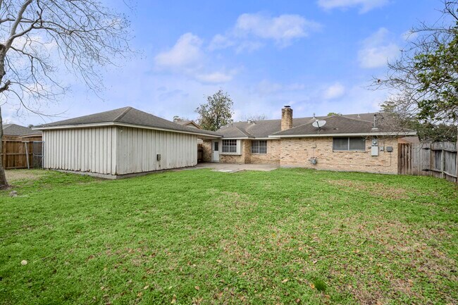 Building Photo - 1039 Marcella St