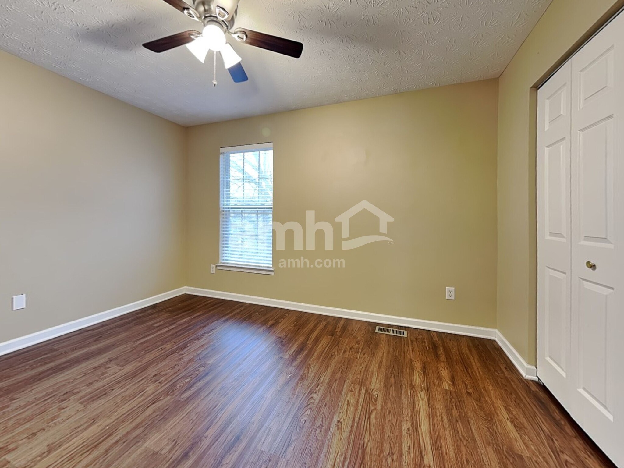 Building Photo - 5117 Rivers Edge Blvd