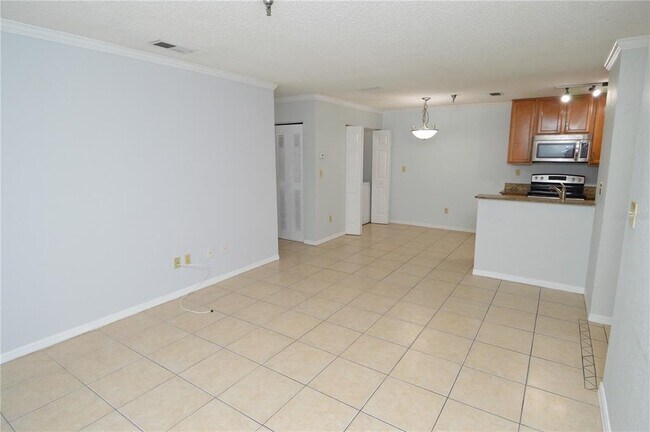 Building Photo - 10265 Gandy Blvd N