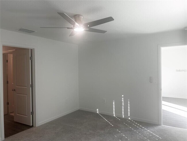 Building Photo - 3697 NE 32nd Ct