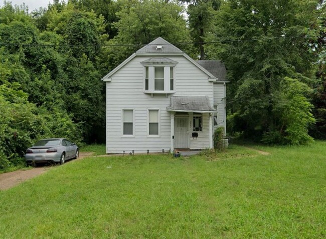 Primary Photo - Beautiful Two Story Home on Scottdale