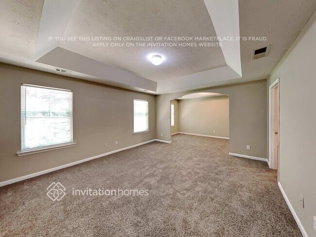 Building Photo - 4536 Parkway Cir