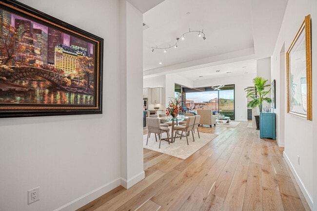 Building Photo - 12378 E Troon Vis Dr