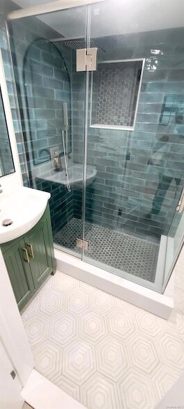 Building Photo - 88-37 62nd Dr