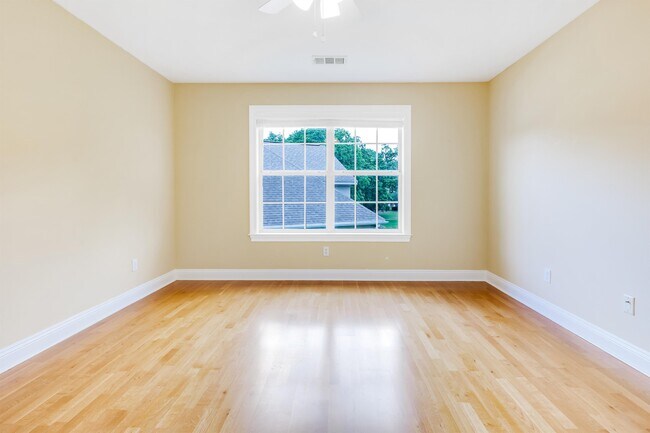 Building Photo - 4485 Turnberry Pl