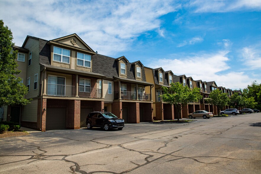 Building Photo - Ridge Valley Townhomes