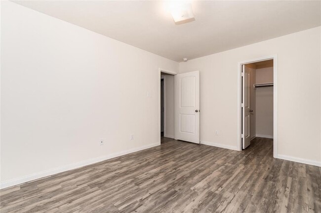 Building Photo - 672 Fallow Ln