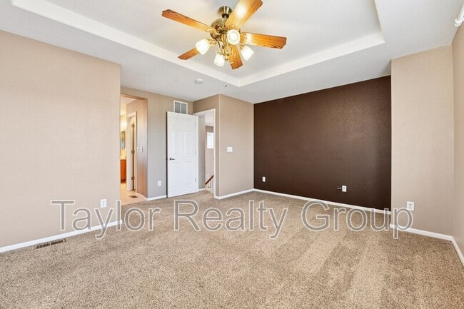 Building Photo - 10443 Ouray St