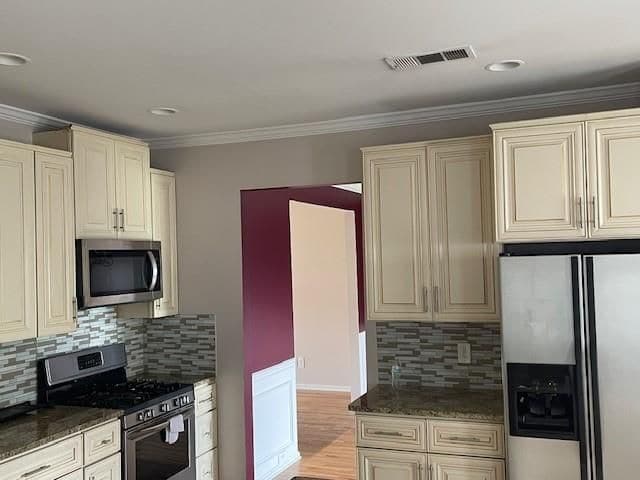 Building Photo - 1105 Thornebrooke Ct