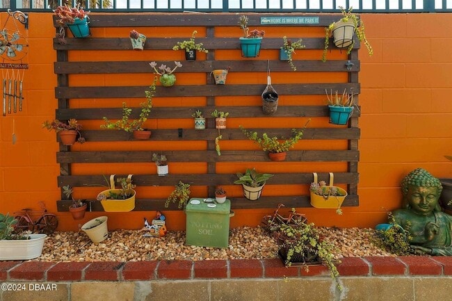 Building Photo - 3637 Cardinal Blvd