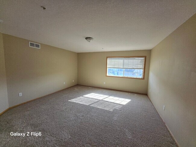 Building Photo - 8610 Ep True Pky