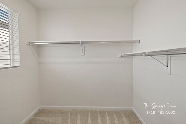 Building Photo - MODERN LUXURY 2BD/2BA/2CAR CONDO in Briargate