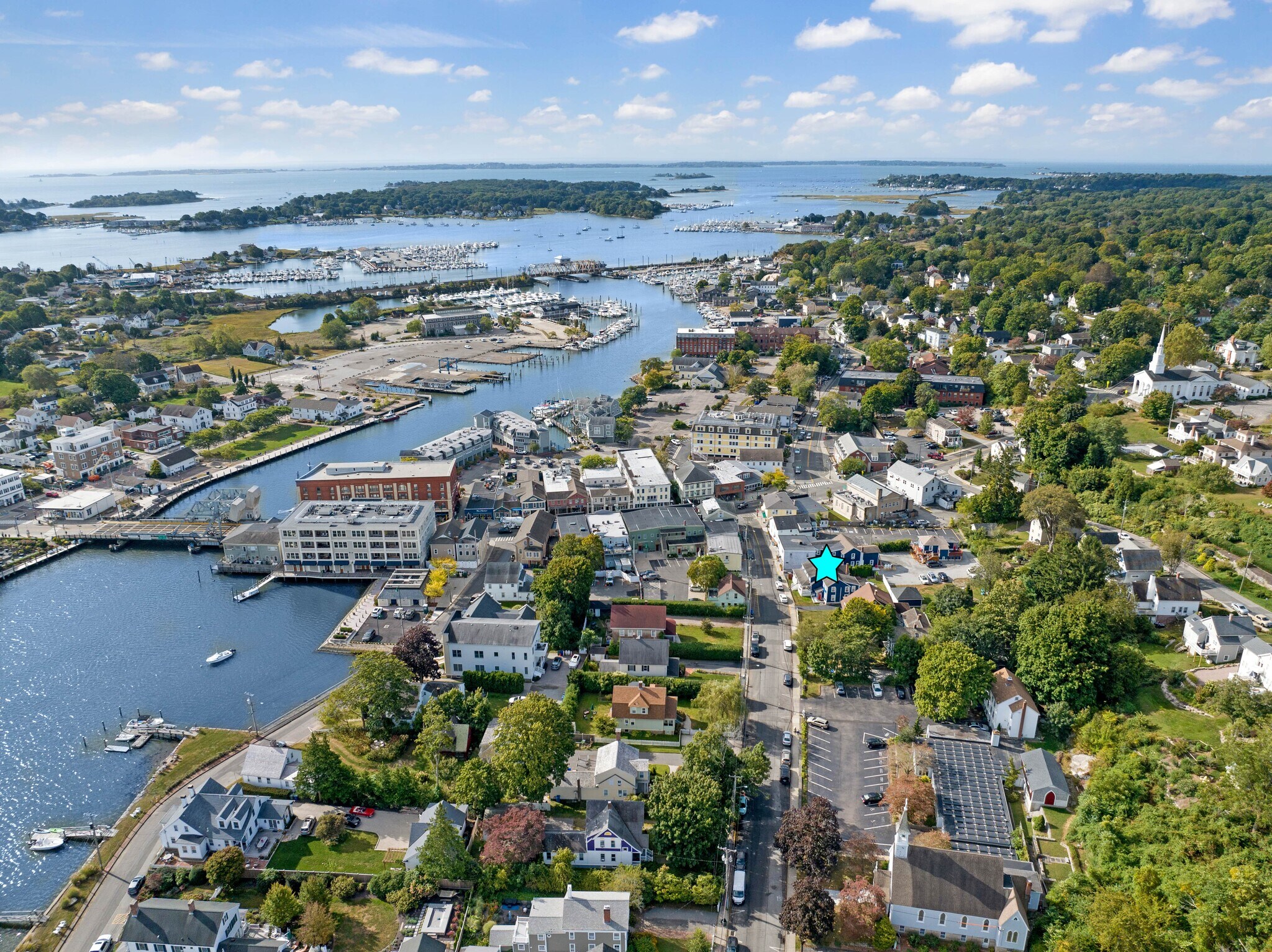 Building Photo - 5 Pearl St