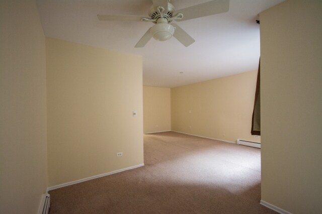 Building Photo - 515 W Wrightwood Ave