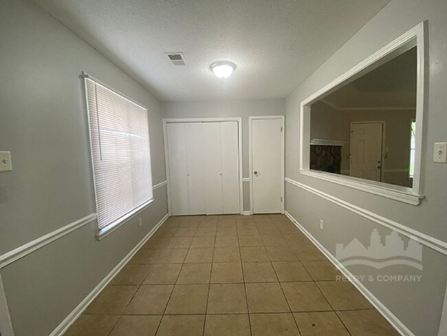 Building Photo - 4608 Sunnyslope Dr