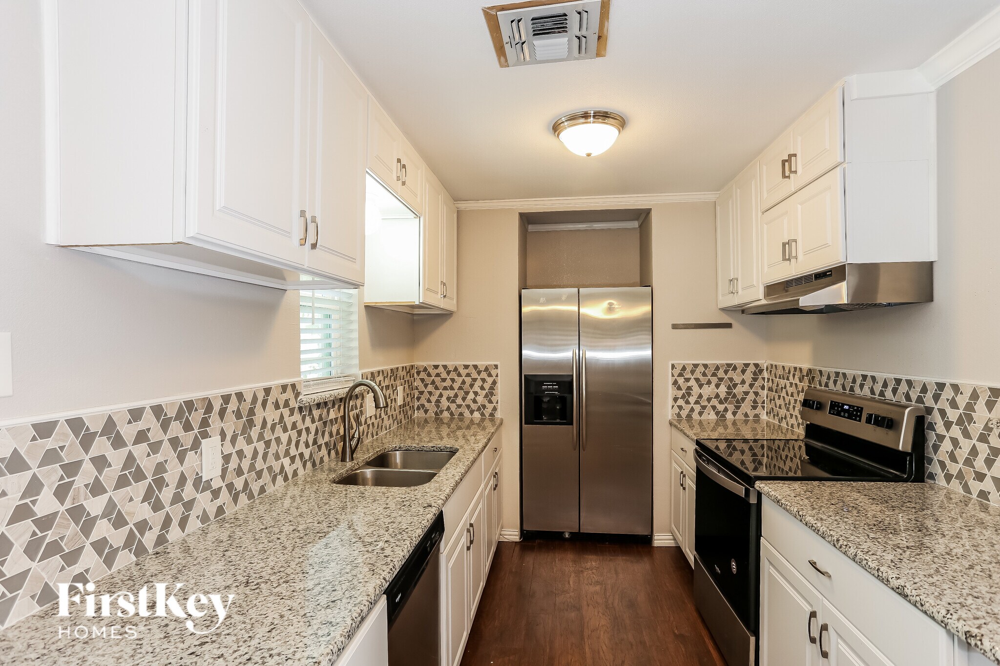 Building Photo - 3804 Driskell Blvd