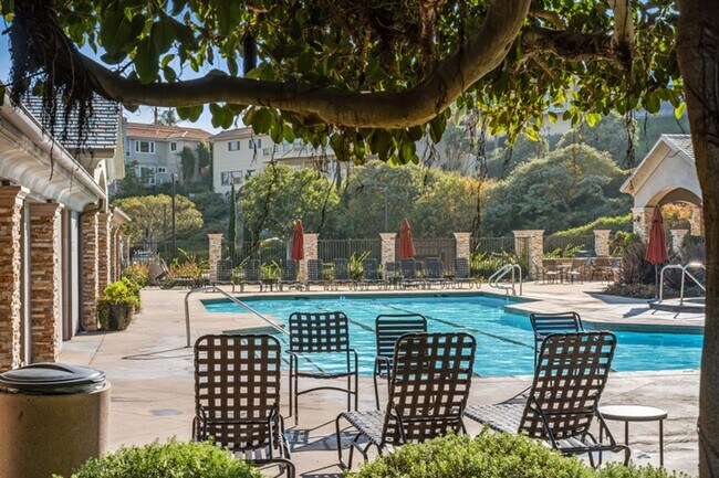 Building Photo - Luxury Ocean View Home in Sea Pointe Estates San Clemente