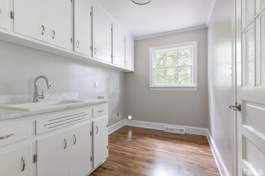 Building Photo - Room in Single Family Home on Joyner Pl