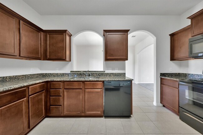 Building Photo - 30719 W Lost Creek Blvd