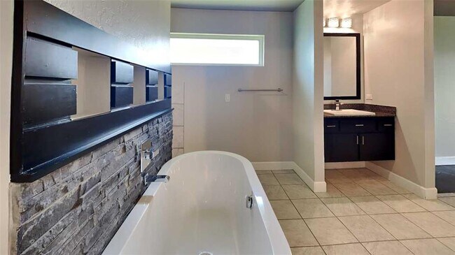 Building Photo - 2433 NW 173rd St