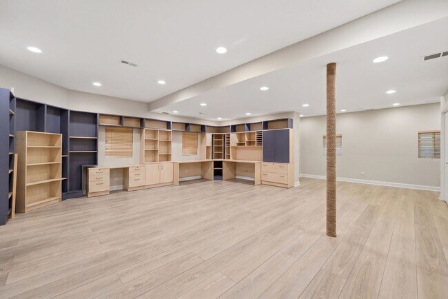 Building Photo - 2181 2nd St