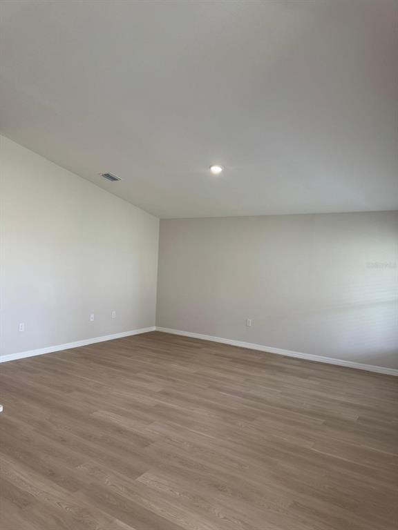Building Photo - 1090 Foreshore Ln