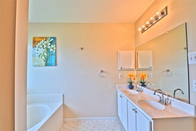 Building Photo - 3112 Wild Turkey Ln