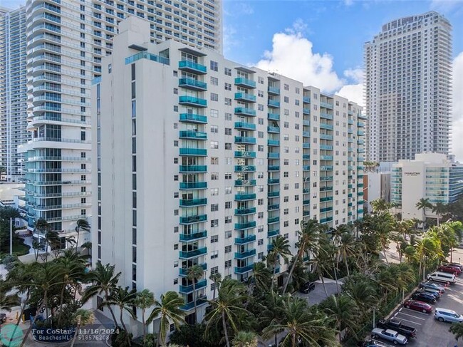 Building Photo - 4001S S Ocean Dr