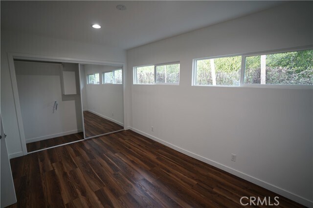 Building Photo - 4466 Sherman Oaks Cir