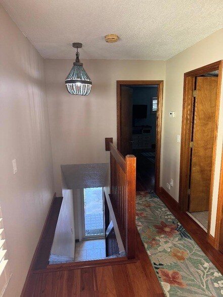 Building Photo - 409 Fernandina St