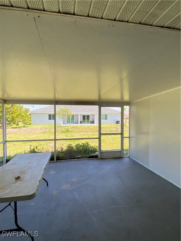 Building Photo - 4025 SW 8th Pl