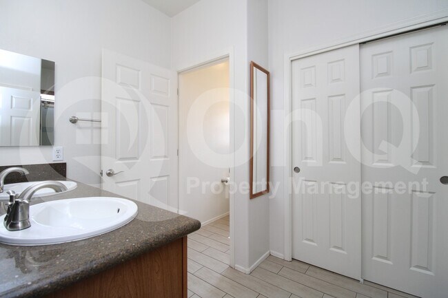 Building Photo - 7531 E Majestic Palm Ln