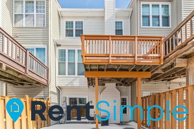 Building Photo - 7506 Lamoyne Ct