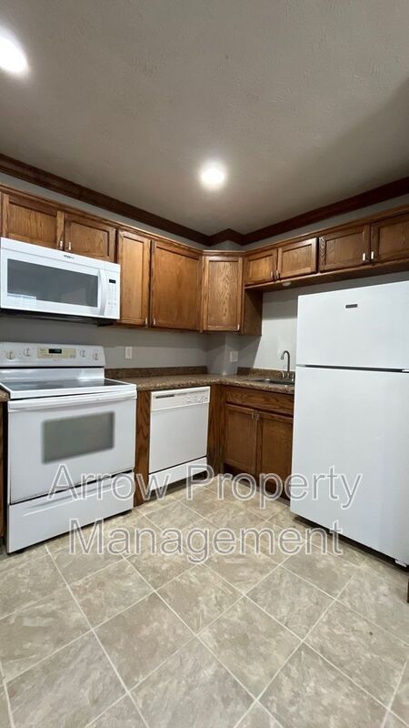 Building Photo - 2829 South St