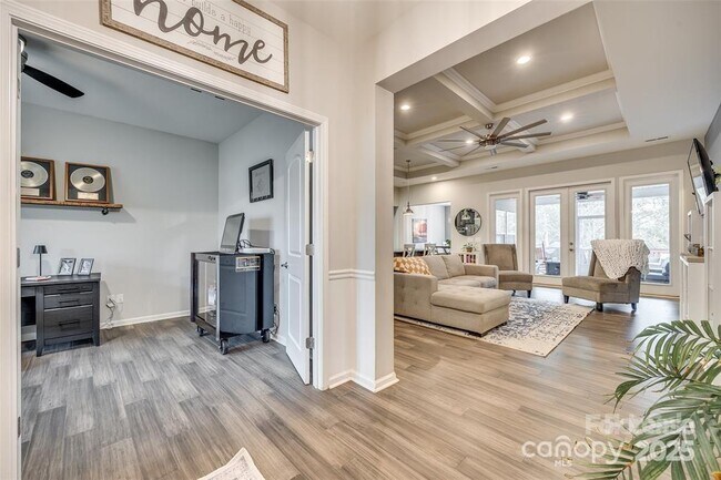 Building Photo - 18568 Mainsail Ct
