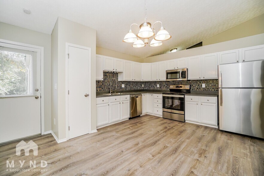 Building Photo - 1316 Winesap Dr