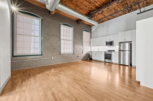 111 Allyn Street #334 - The Hartford Carriage House