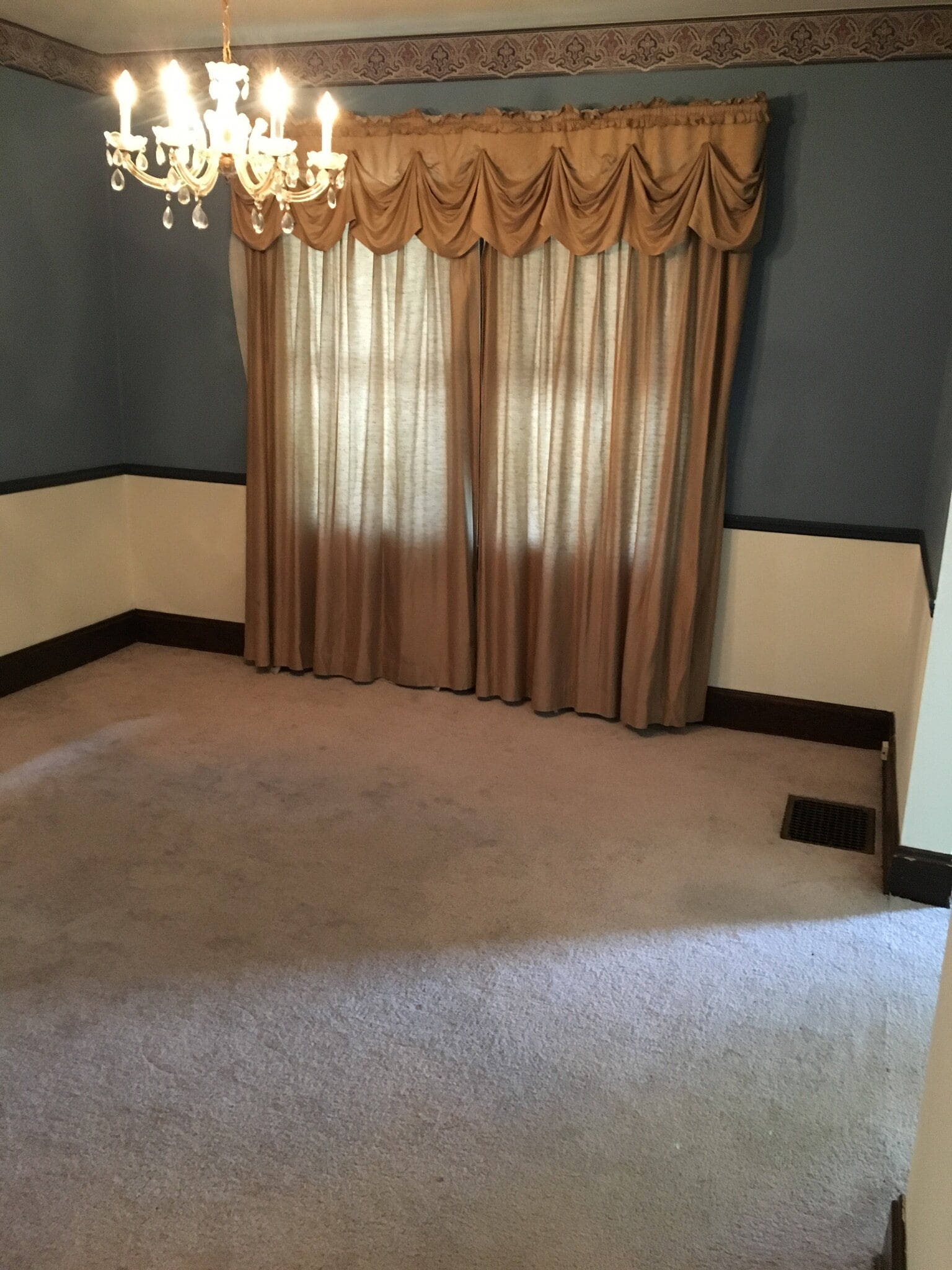 Building Photo - 4208 Verne Ave