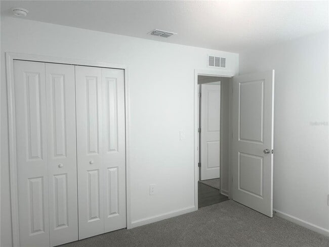 Building Photo - 8480 SW 41st Cir