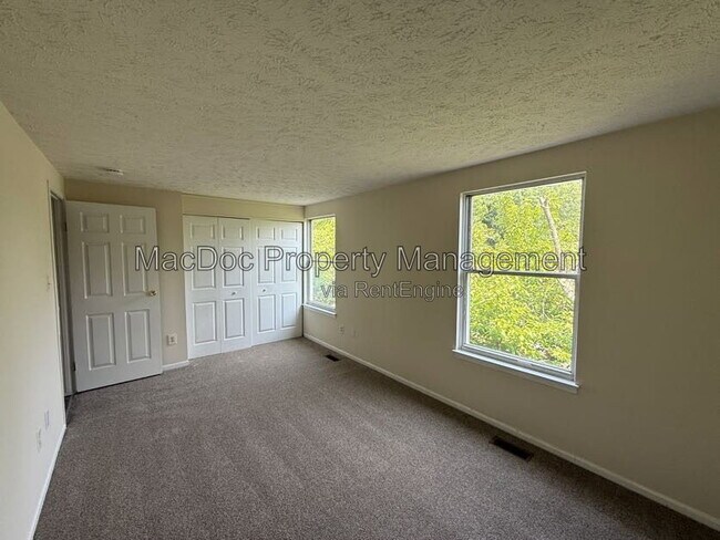 Building Photo - 4749 Hedrick Ln